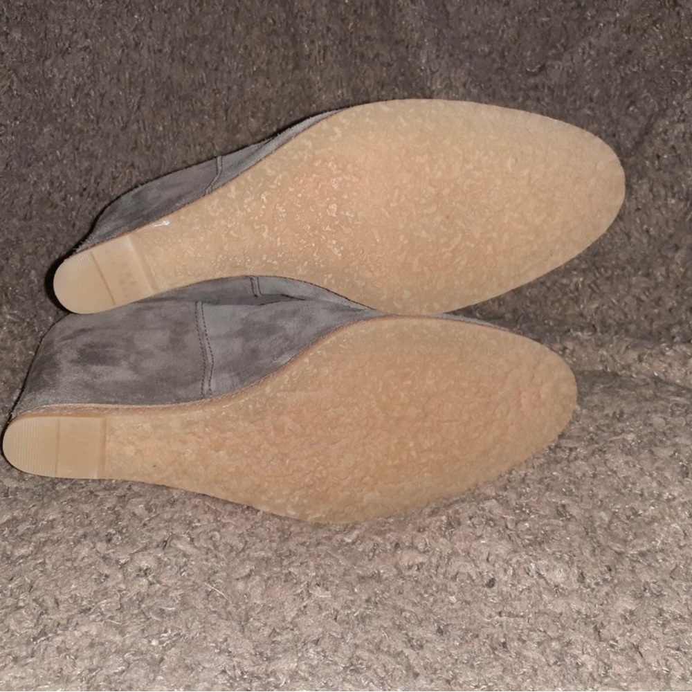 Stuart Weitzman-Hidden Wedge Bootie- Brown Suede … - image 6